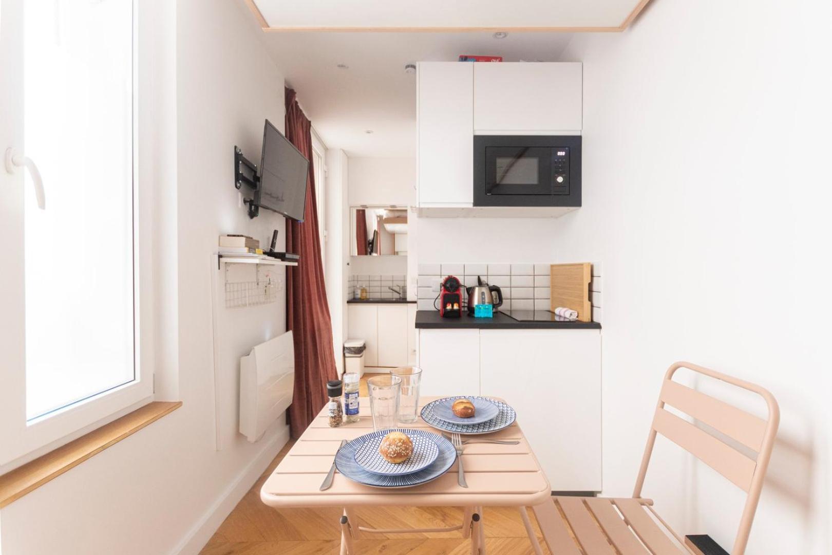 Super Central Mini Studio - 2 Pax, Murphy Bed Parijs Buitenkant foto